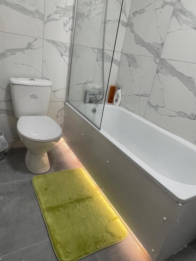 2 Bedroom Near Euston, King'S Cross ลอนดอน ภายนอก รูปภาพ